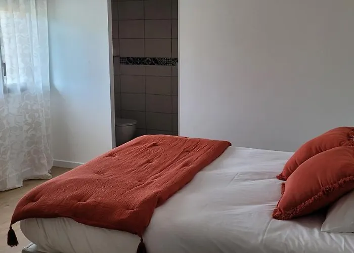 Ferme Peyroutet Bed & Breakfast Asson